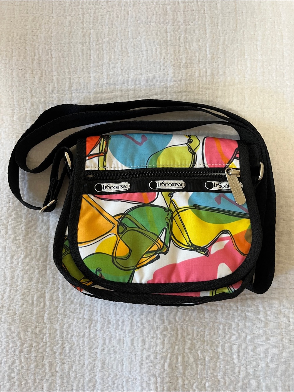 LeSportsac Multicolor Sunglasses Print mini 
Crossbody - Black Trim